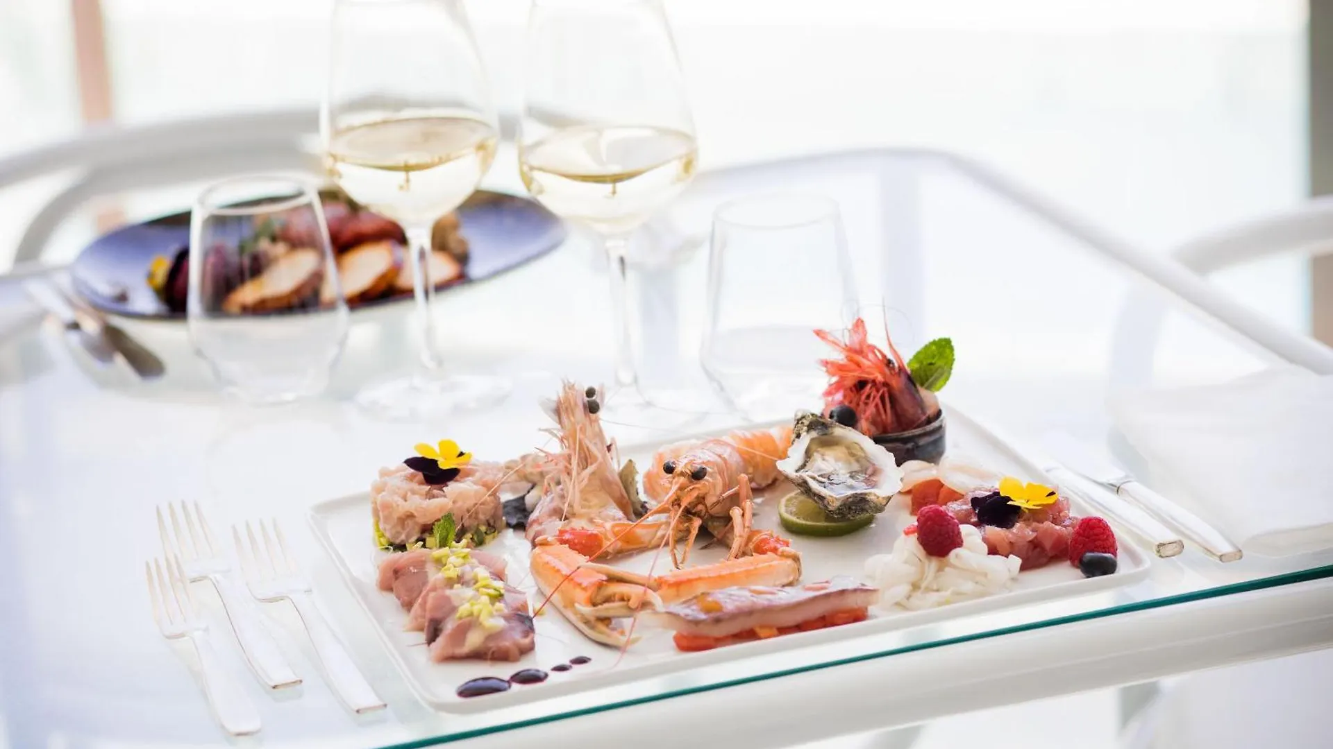 Hotel Caravelle Thalasso & Wellness Ντιάνο Μαρίνα 4*,  Ιταλία